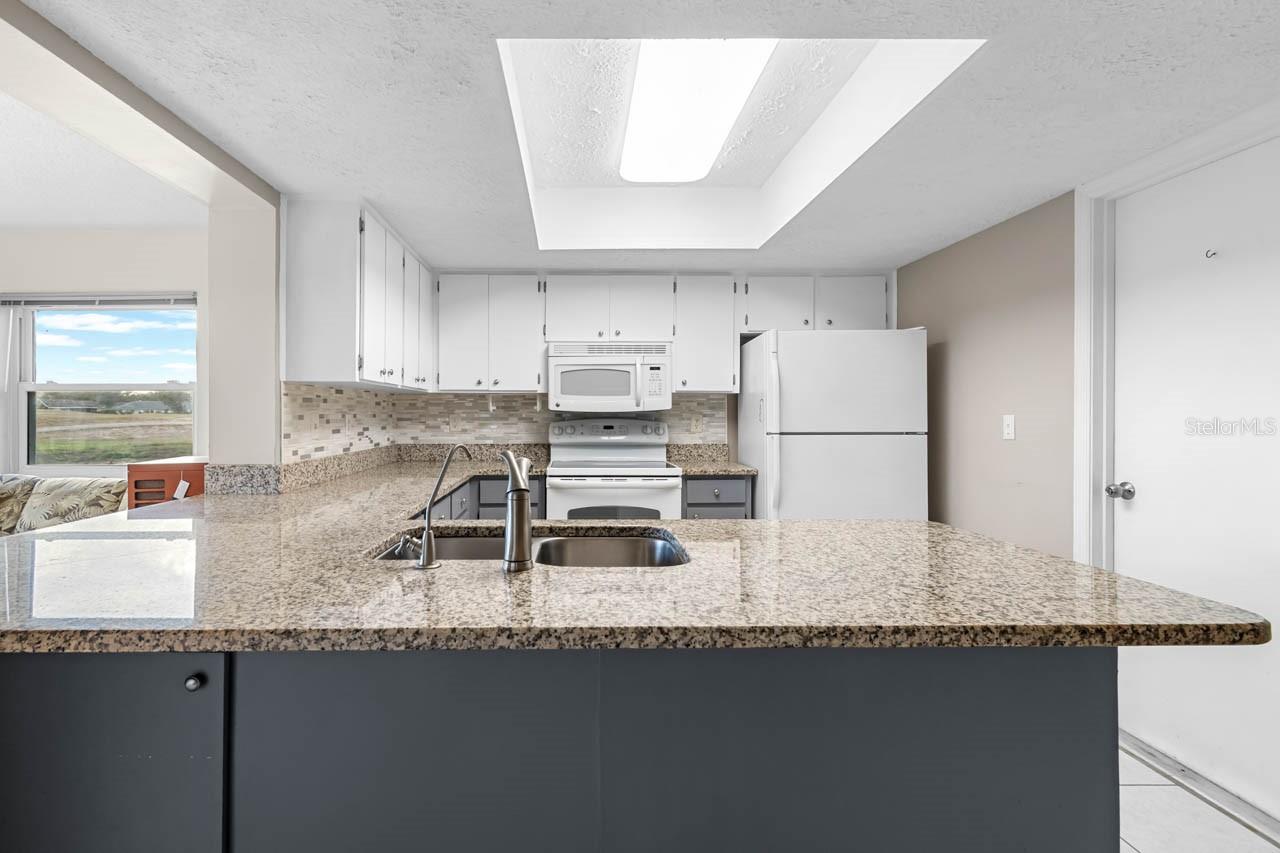 Image 8 of 56 For 2125 Hailstone Circle