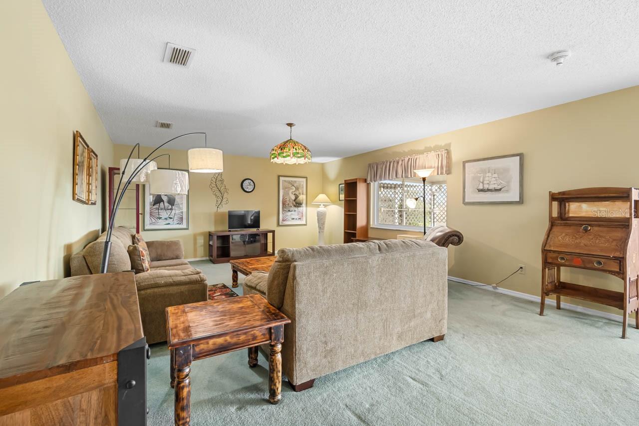 Image 9 of 56 For 2125 Hailstone Circle