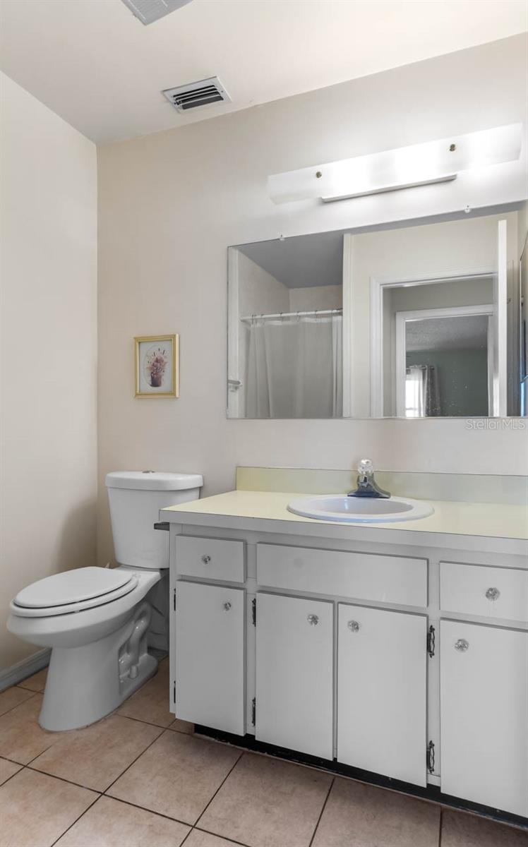 Image 15 of 47 For 401 Faraday Trail A