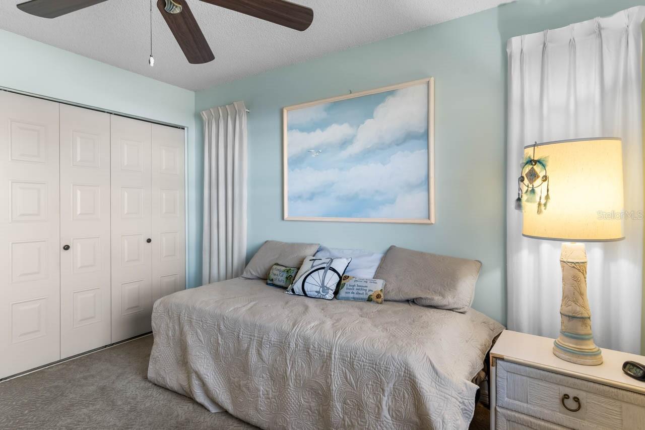 Image 17 of 47 For 401 Faraday Trail A