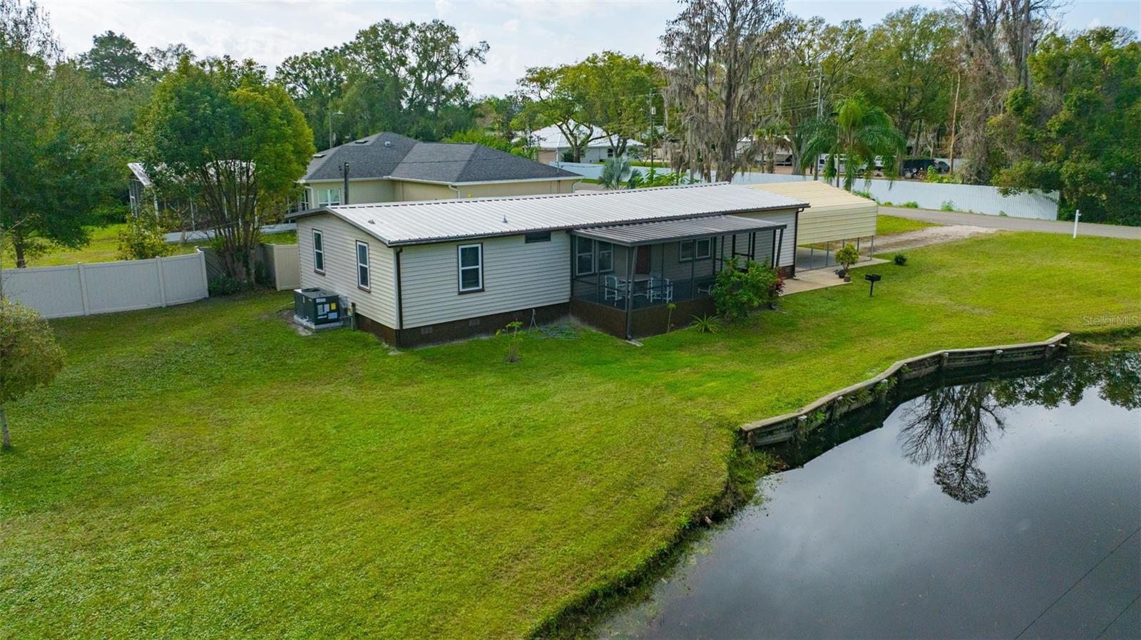 Image 11 of 39 For 15615 Willowdale Road