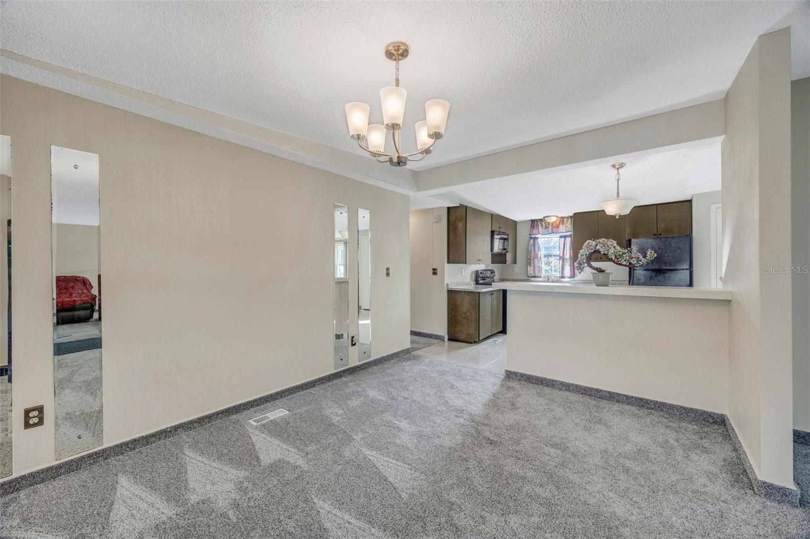 Image 20 of 39 For 15615 Willowdale Road