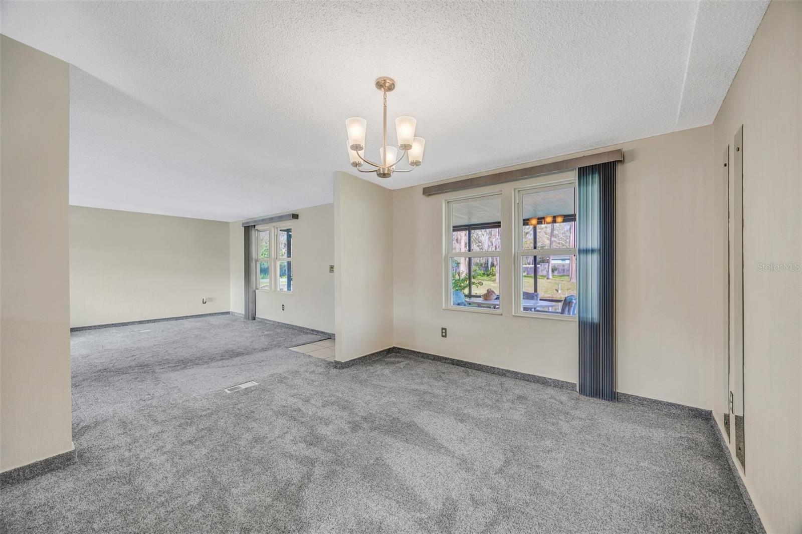 Image 21 of 39 For 15615 Willowdale Road