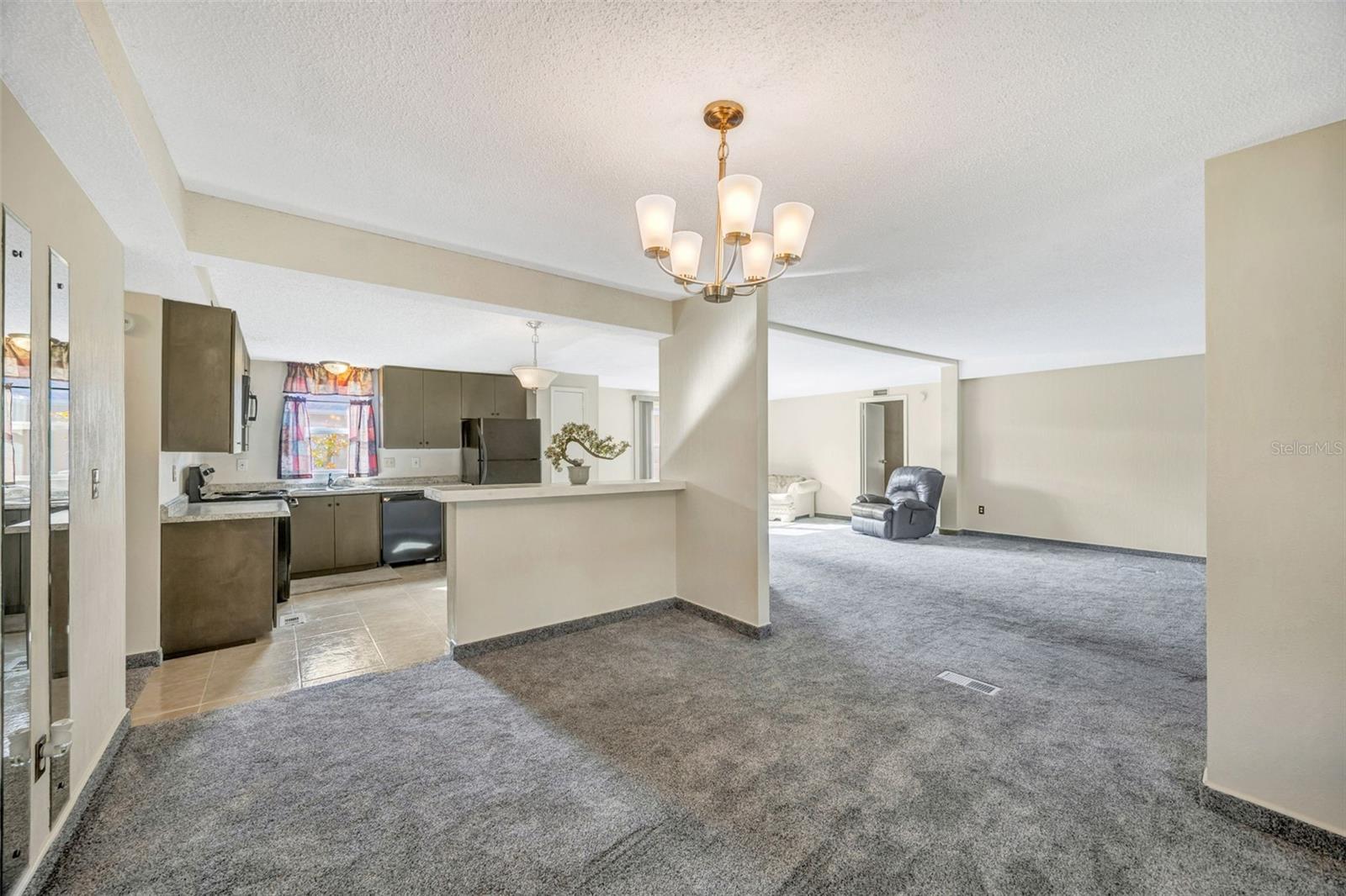 Image 23 of 39 For 15615 Willowdale Road