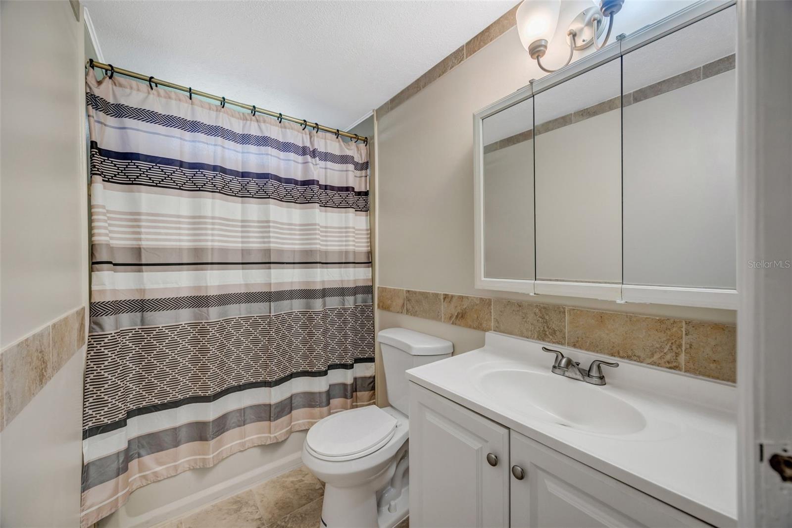 Image 26 of 39 For 15615 Willowdale Road