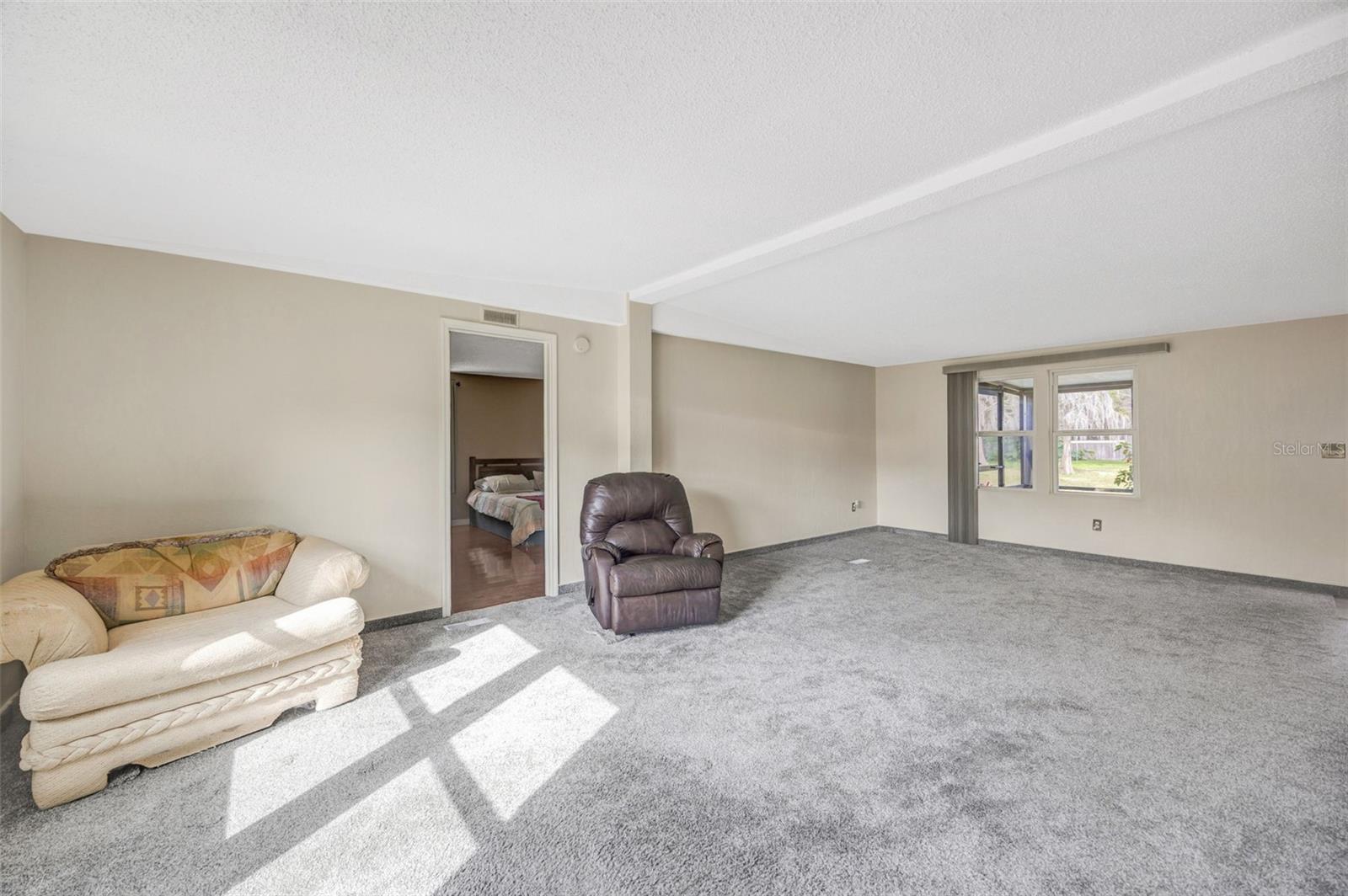 Image 36 of 39 For 15615 Willowdale Road