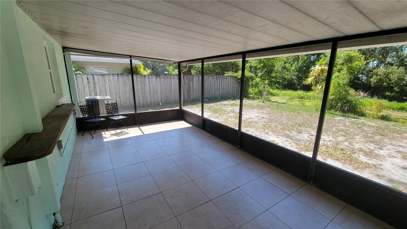 Image 15 of 23 For 10597 101st Avenue