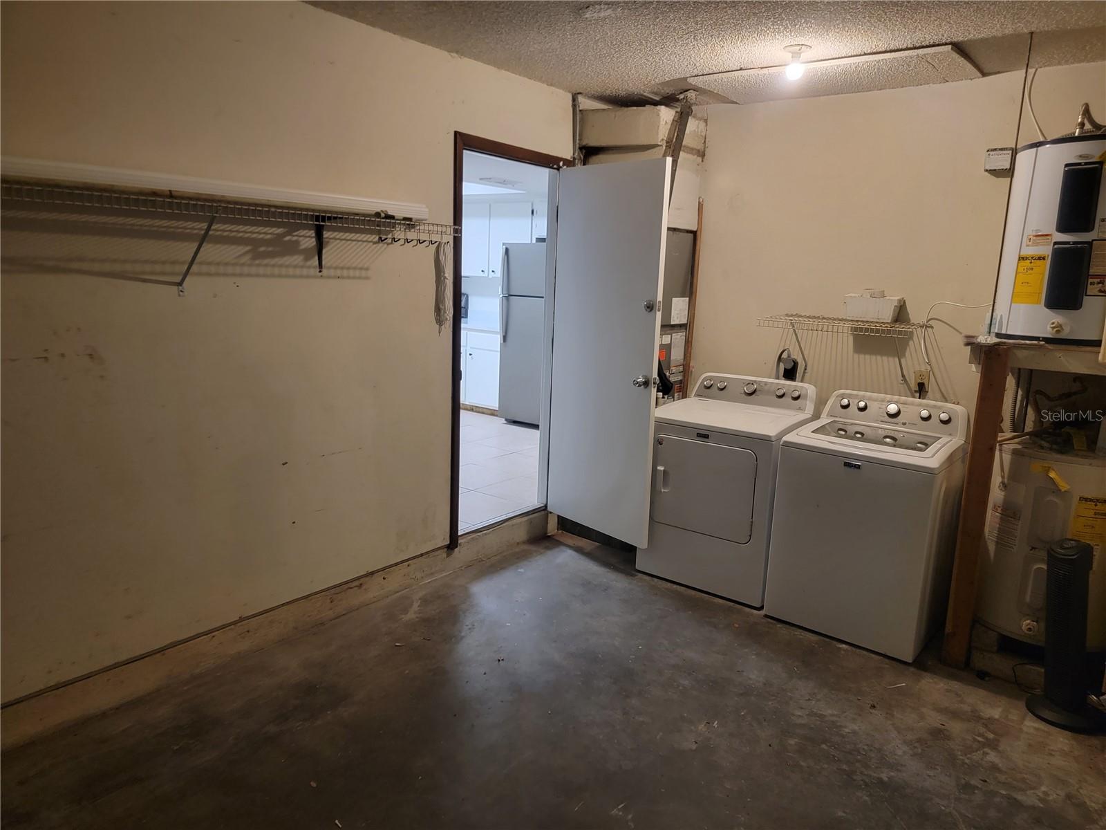 Image 21 of 23 For 10597 101st Avenue