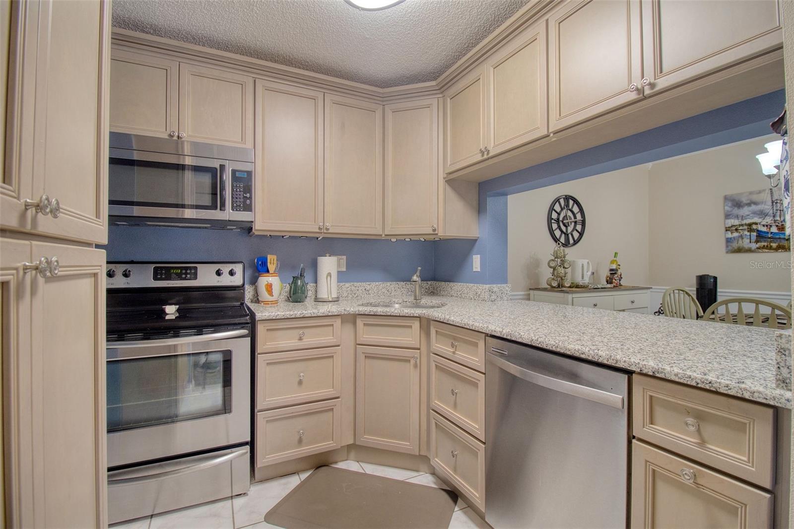 Image 11 of 30 For 3134 Lake Pine Way G2