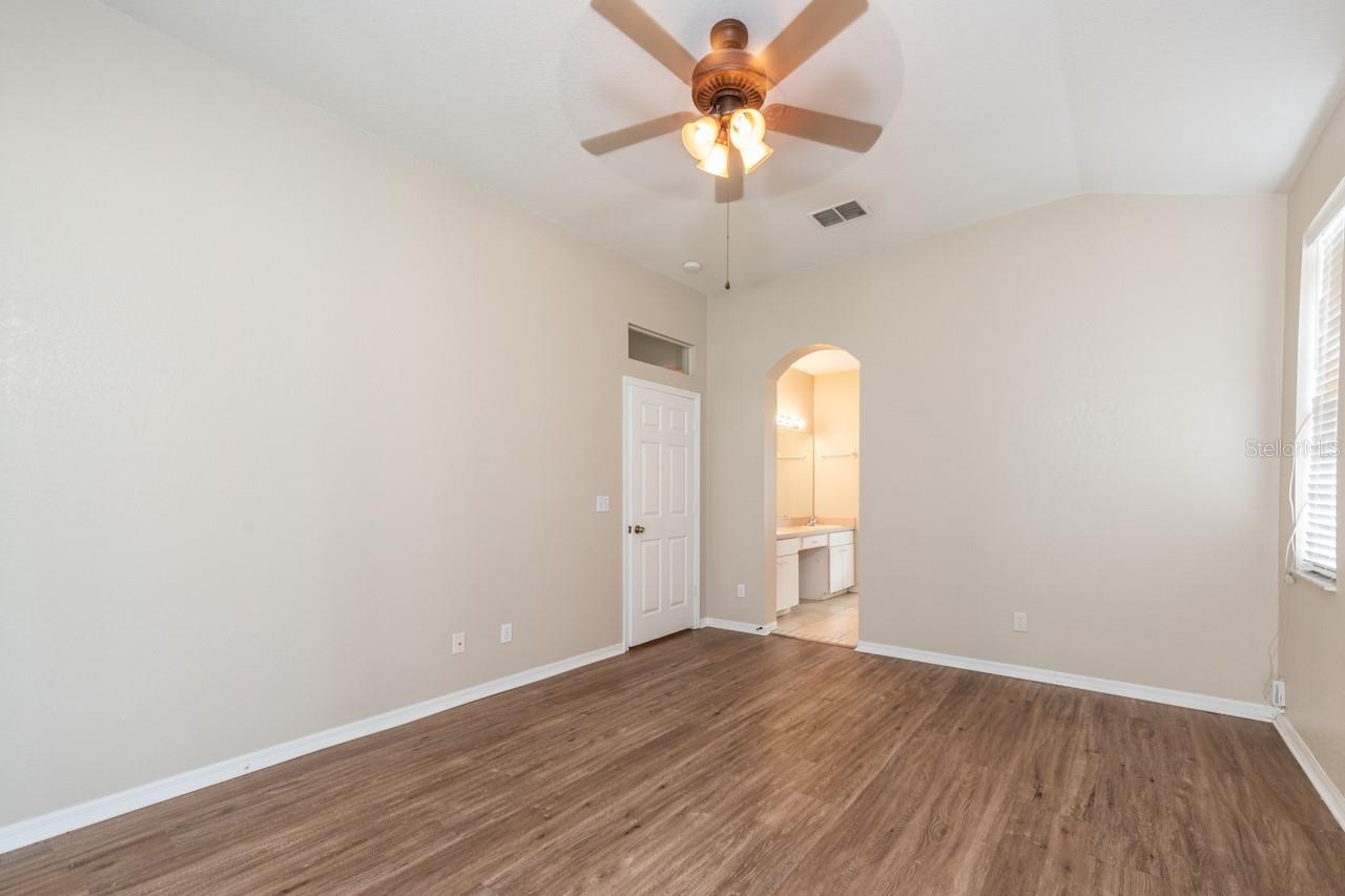 Image 17 of 31 For 3327 Michener Place