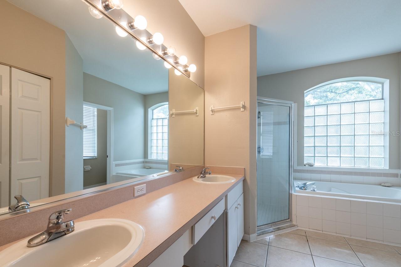 Image 18 of 31 For 3327 Michener Place