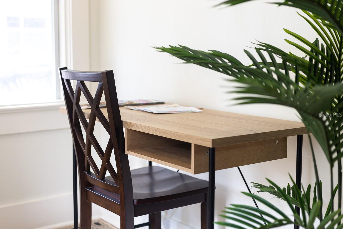 Image 17 of 27 For 1043 7th Avenue N