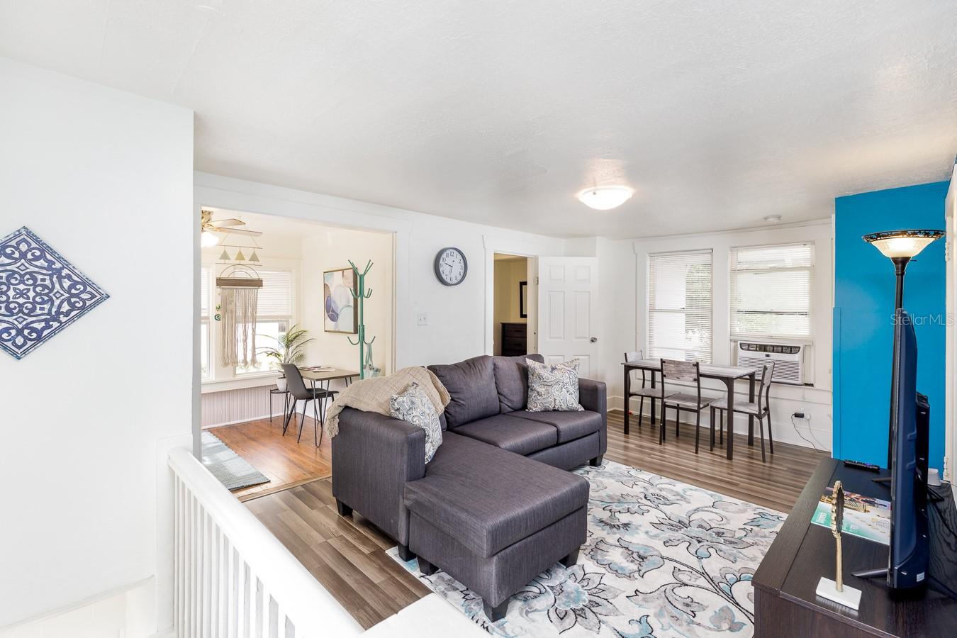 Image 18 of 27 For 1043 7th Avenue N