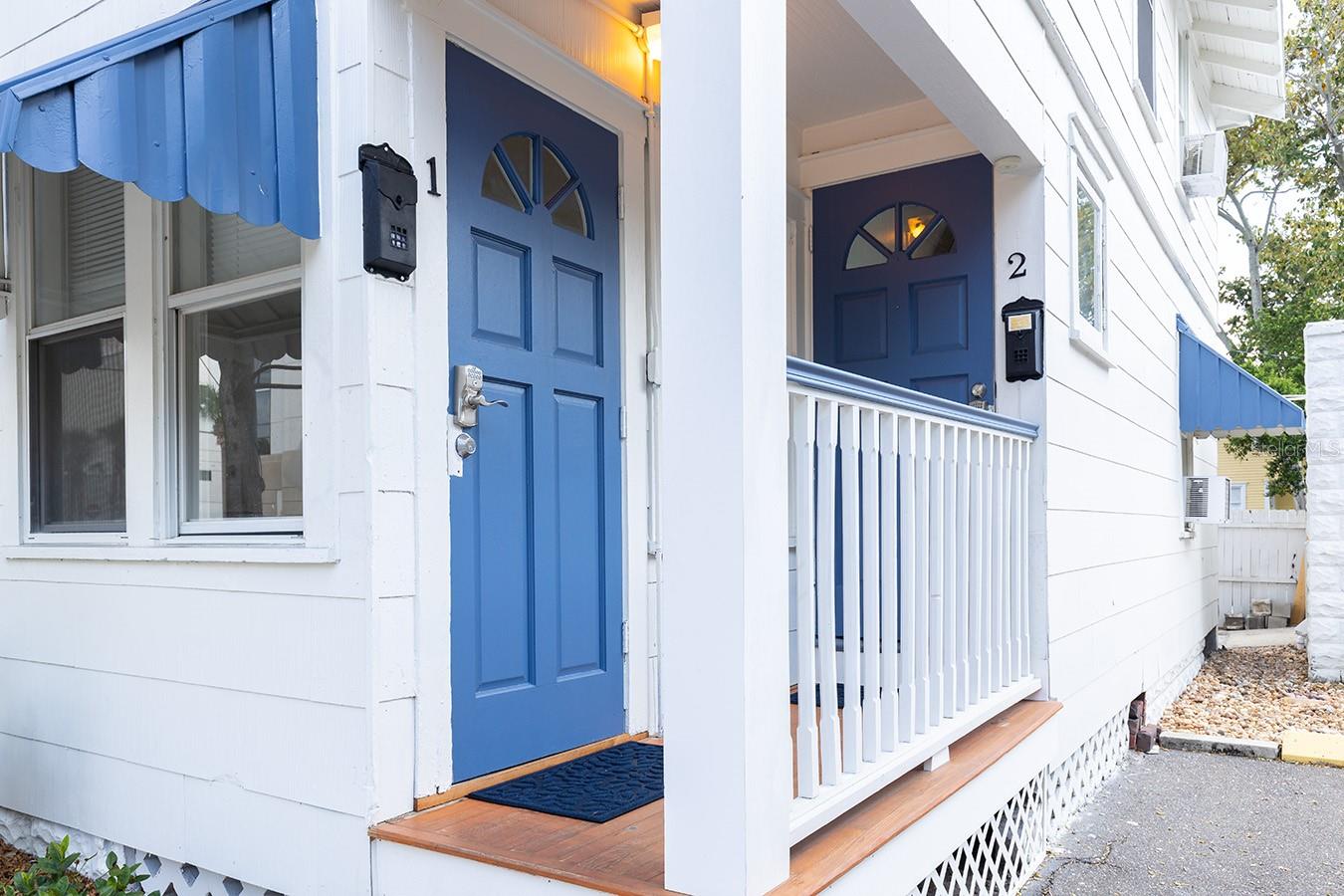 Image 3 of 27 For 1043 7th Avenue N