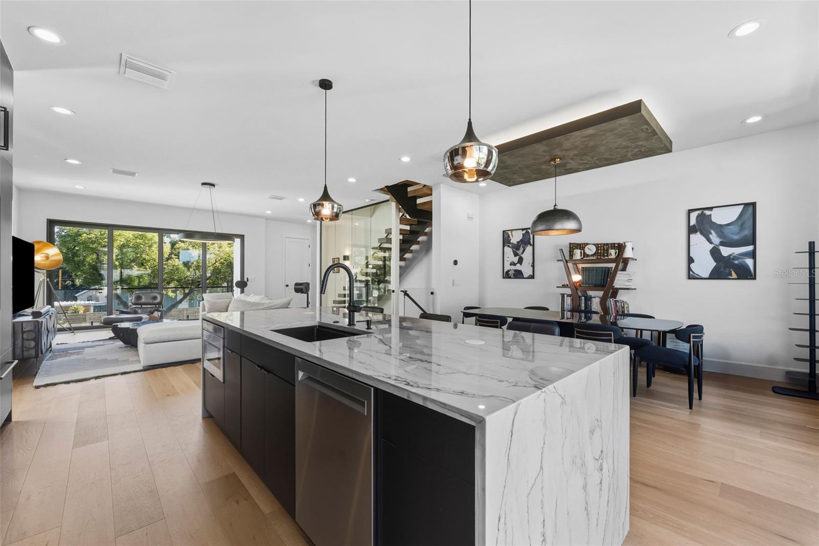 Image 10 of 35 For 2502 Highland Avenue 2