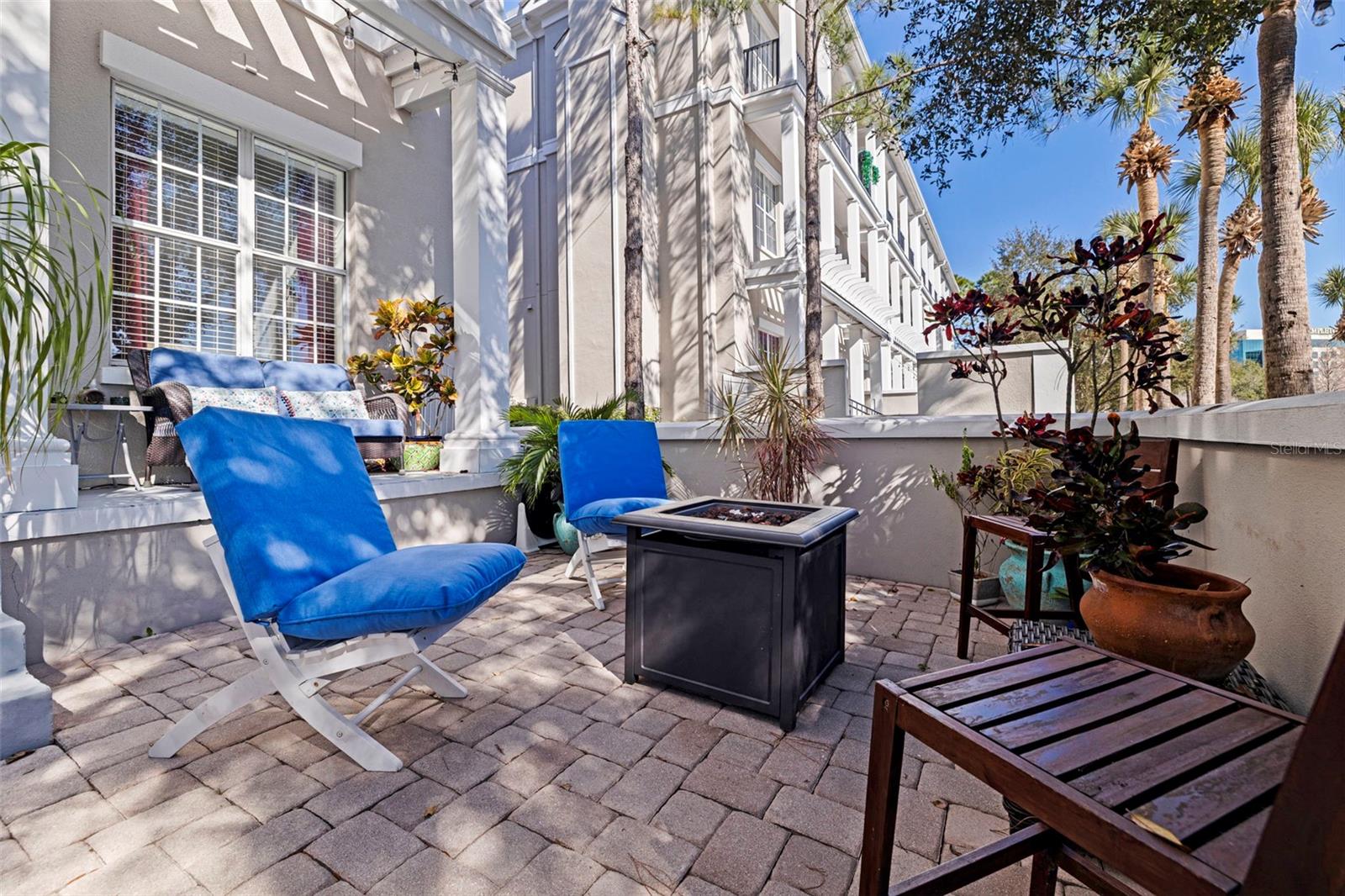 Image 18 of 67 For 260 Newbury Place N