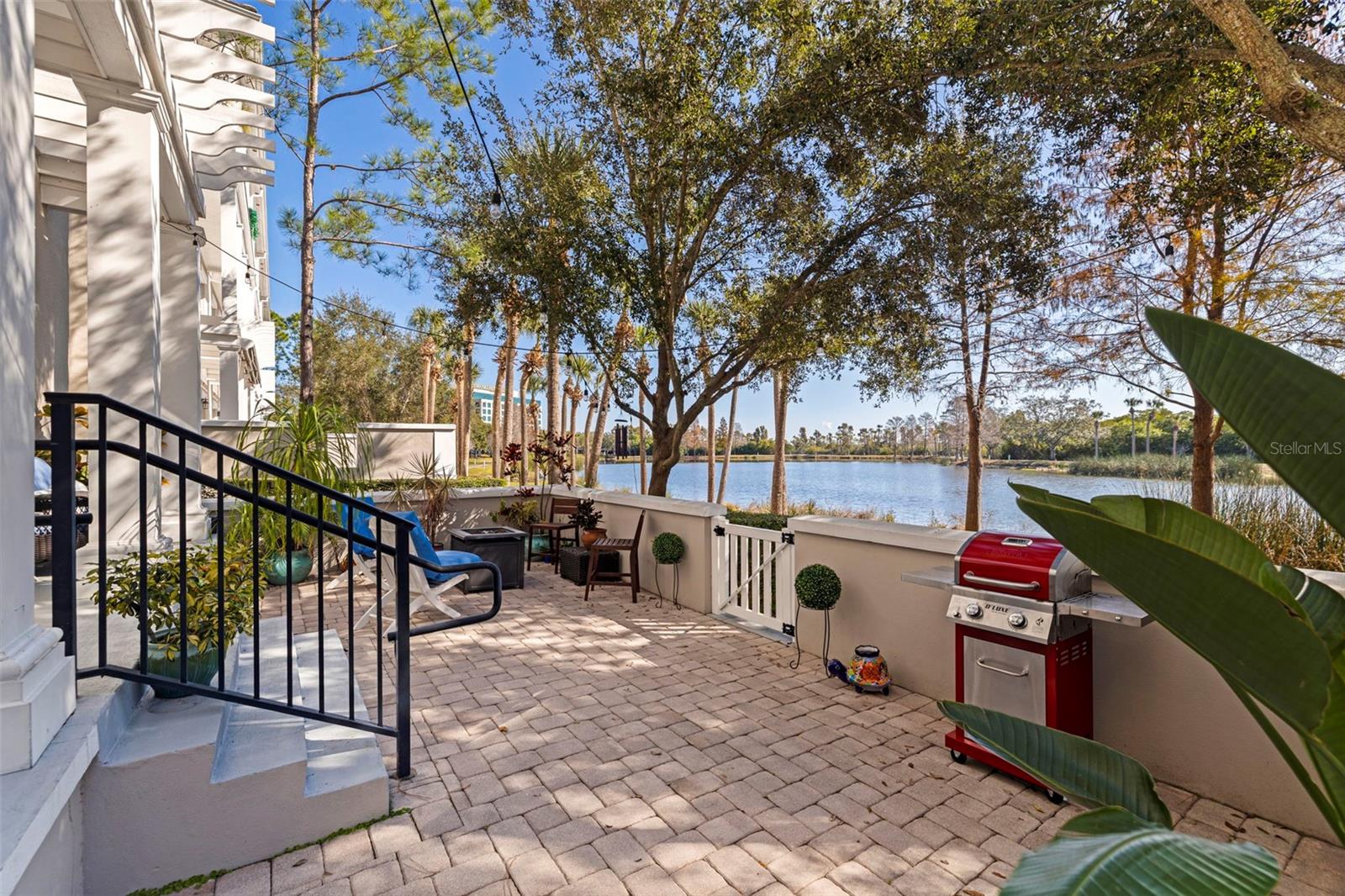 Image 19 of 67 For 260 Newbury Place N