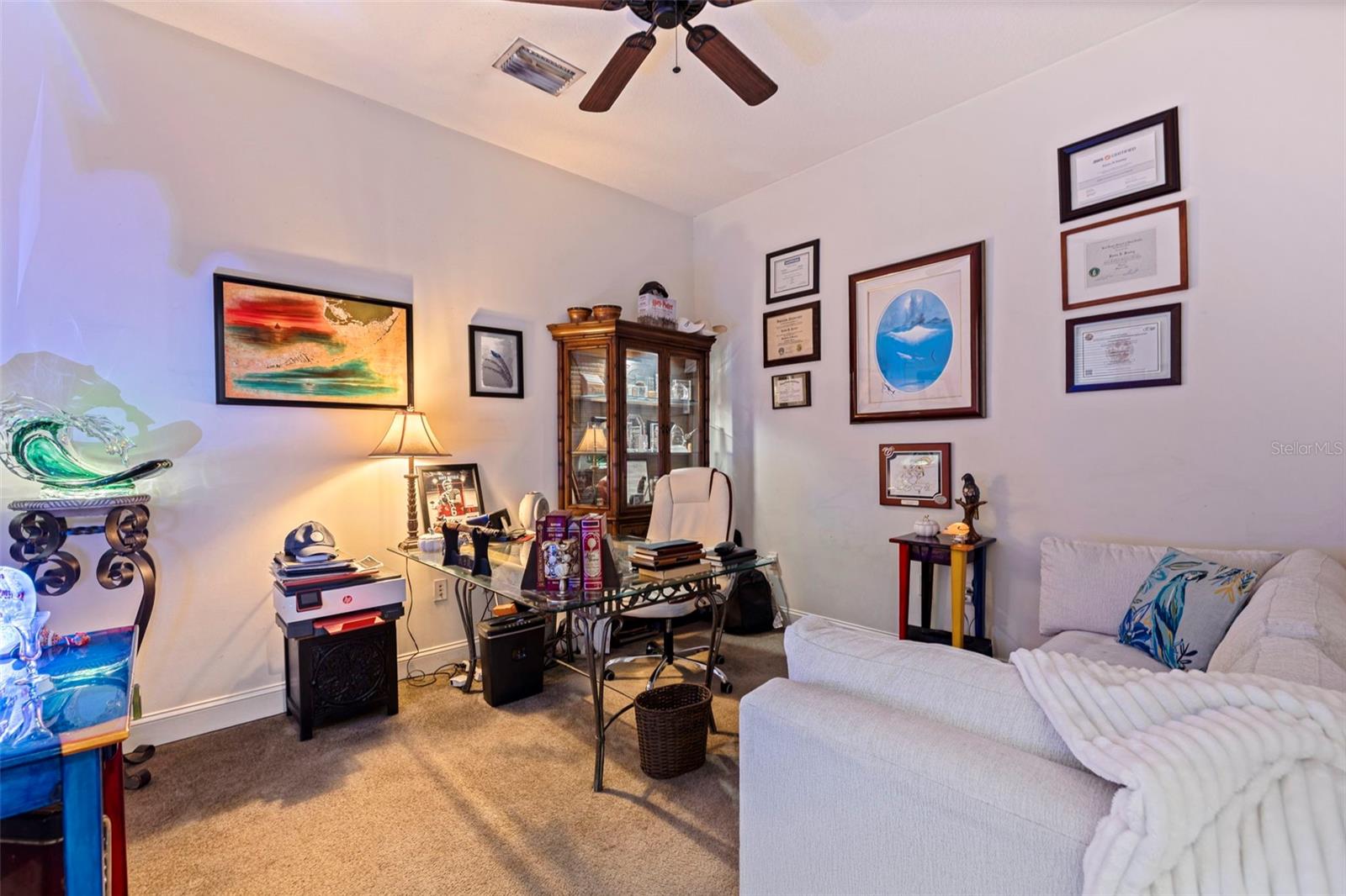 Image 27 of 67 For 260 Newbury Place N