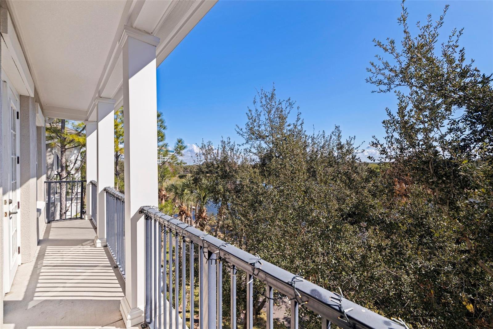 Image 35 of 67 For 260 Newbury Place N