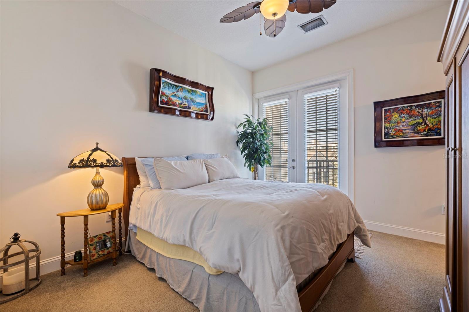 Image 37 of 67 For 260 Newbury Place N