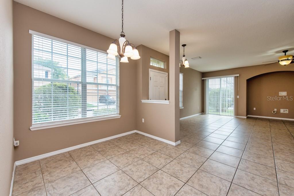 Image 14 of 41 For 7525 Red Mill Circle