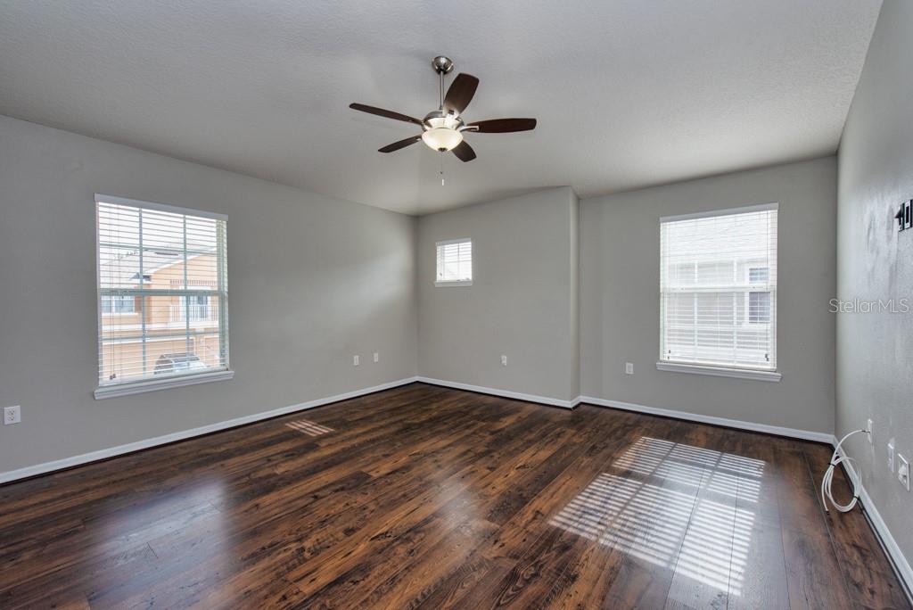 Image 17 of 41 For 7525 Red Mill Circle