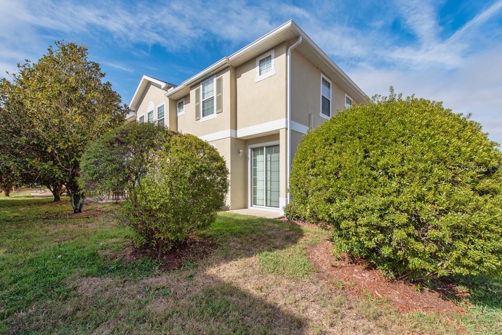 Image 28 of 41 For 7525 Red Mill Circle