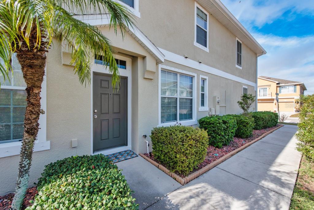 Image 3 of 41 For 7525 Red Mill Circle