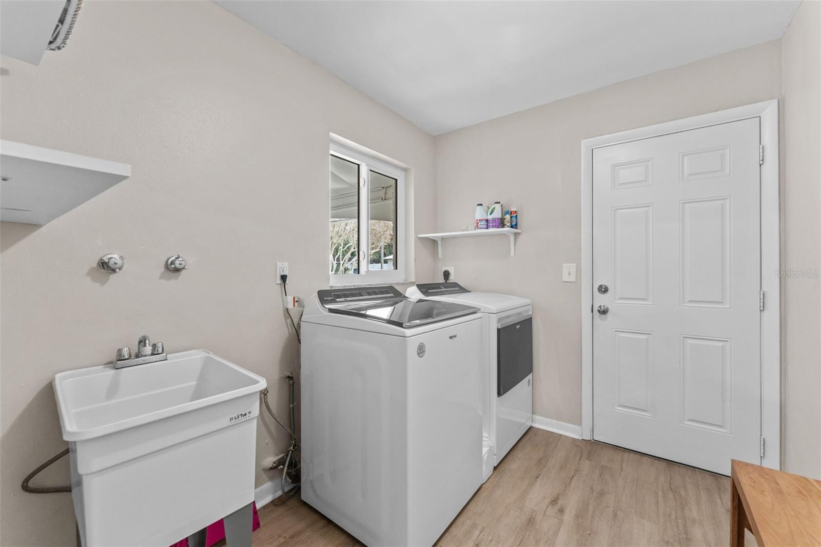 Image 28 of 34 For 2230 El De Oro Drive