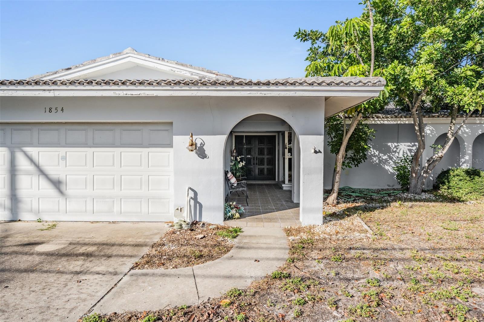 Image 33 of 47 For 1854 Dolphin Boulevard S