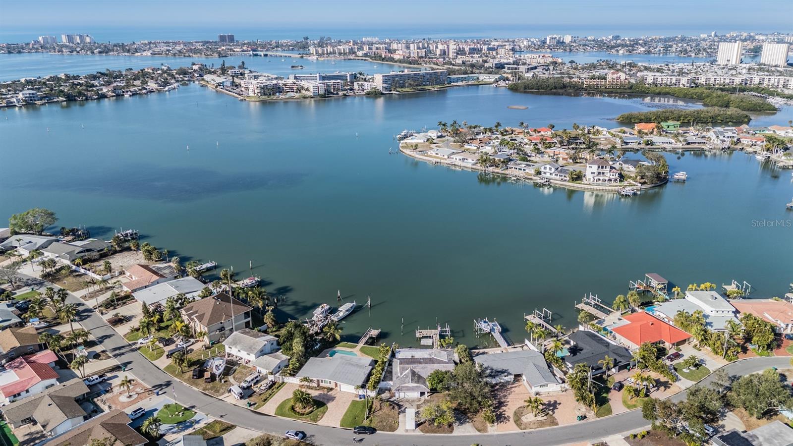 Image 39 of 47 For 1854 Dolphin Boulevard S