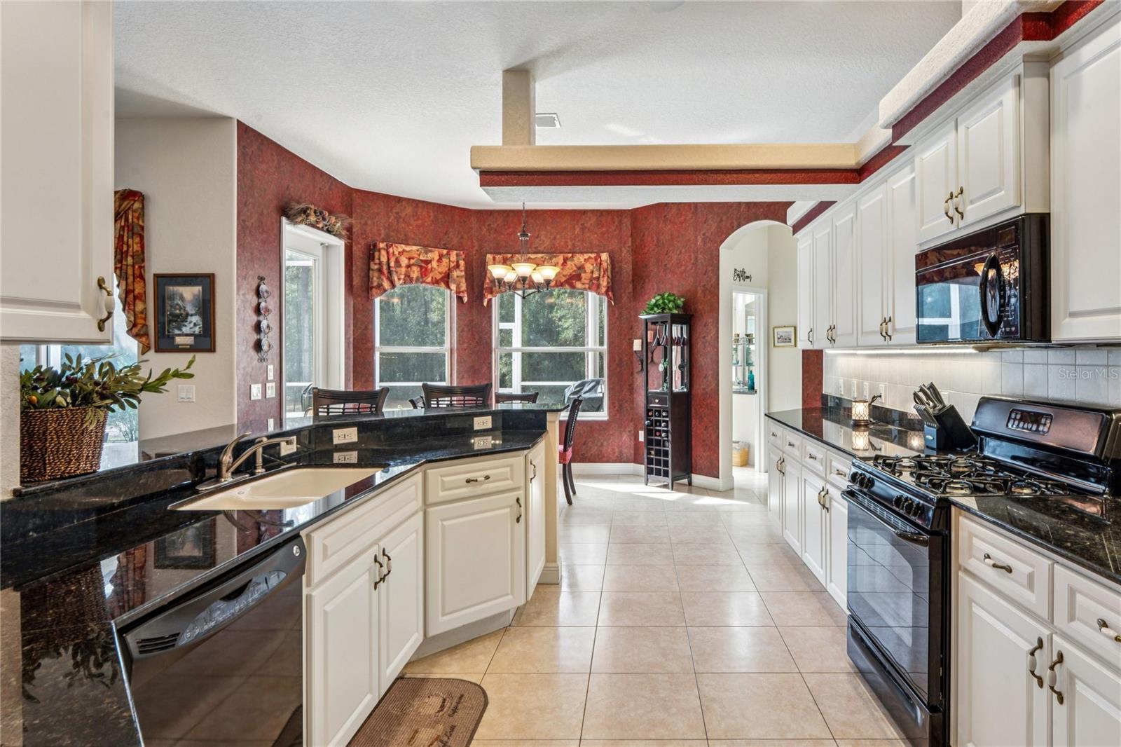 Image 24 of 74 For 7049 Poppas Pass