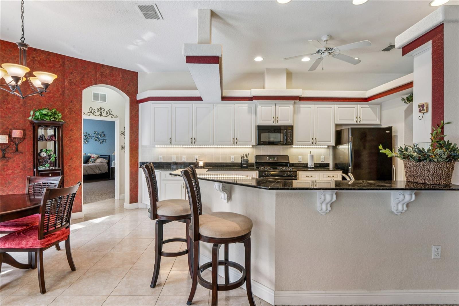 Image 28 of 74 For 7049 Poppas Pass