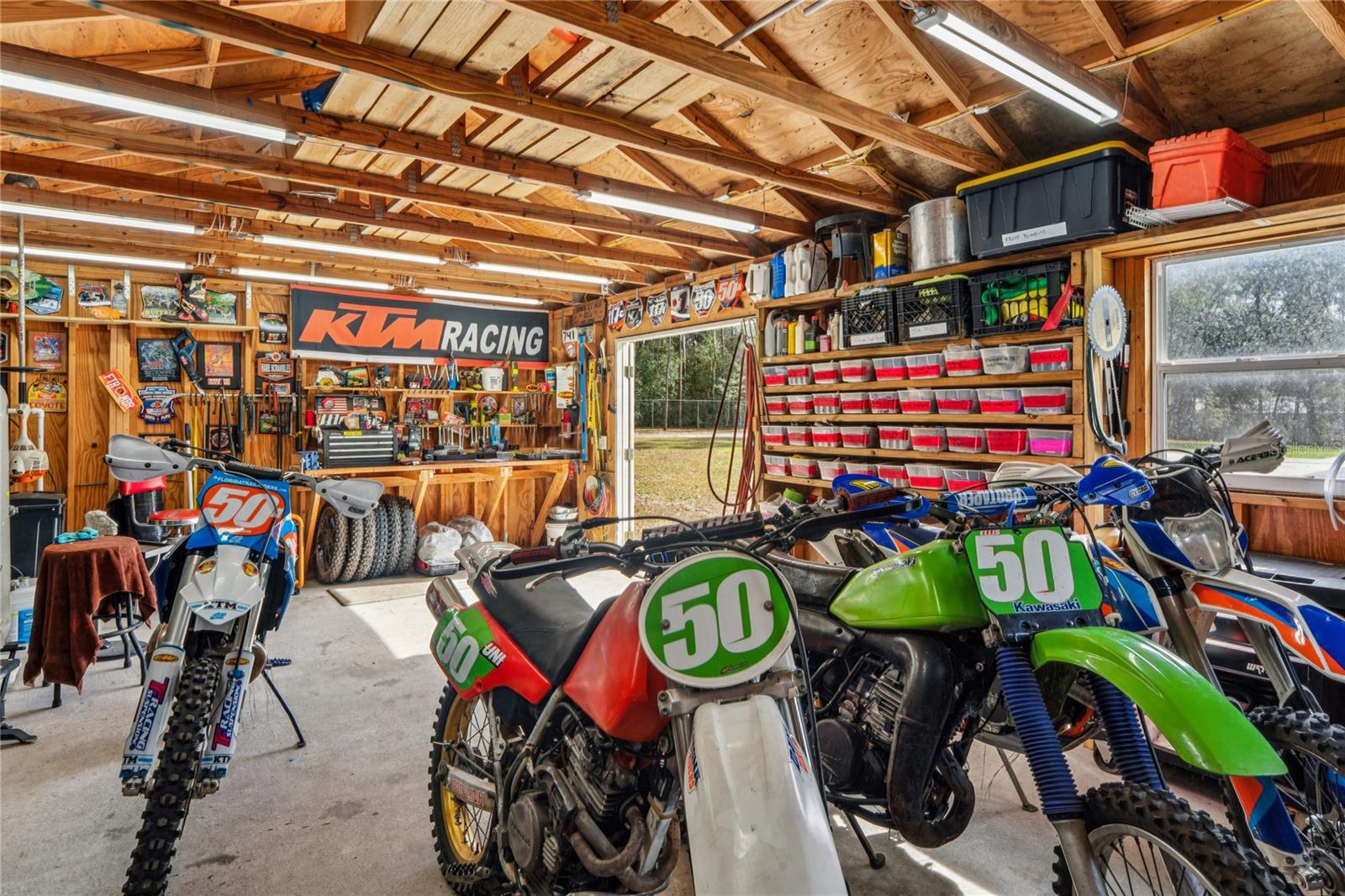 Image 60 of 74 For 7049 Poppas Pass