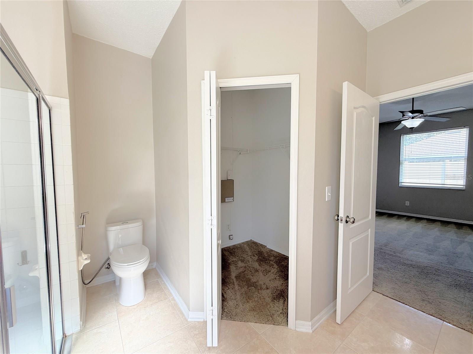 Image 16 of 26 For 10301 Goldenbrook Way