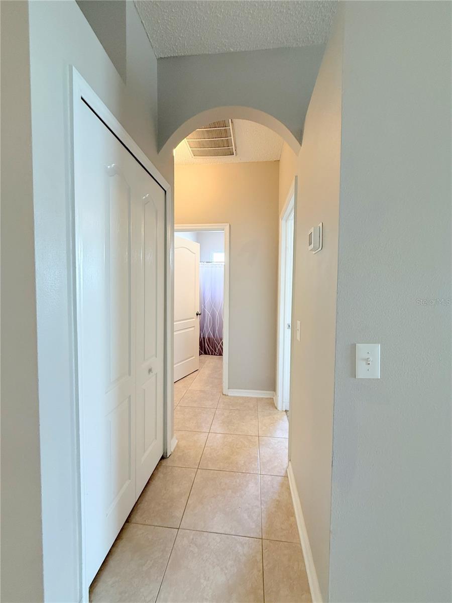 Image 21 of 26 For 10301 Goldenbrook Way