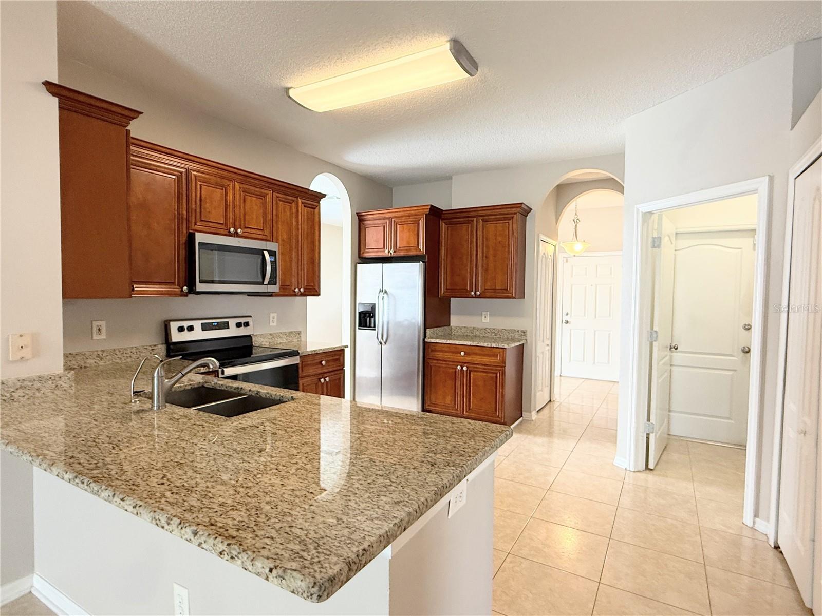 Image 8 of 26 For 10301 Goldenbrook Way