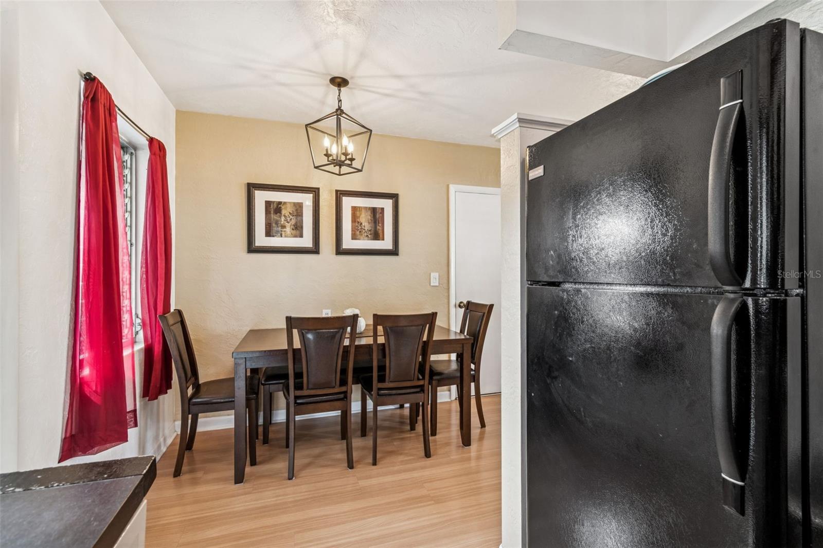 Image 19 of 50 For 614 12th Street Nw