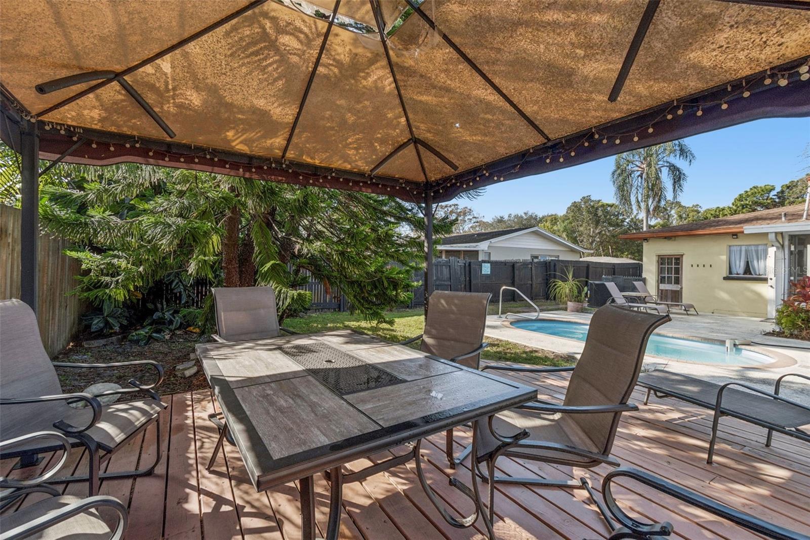 Image 40 of 50 For 614 12th Street Nw