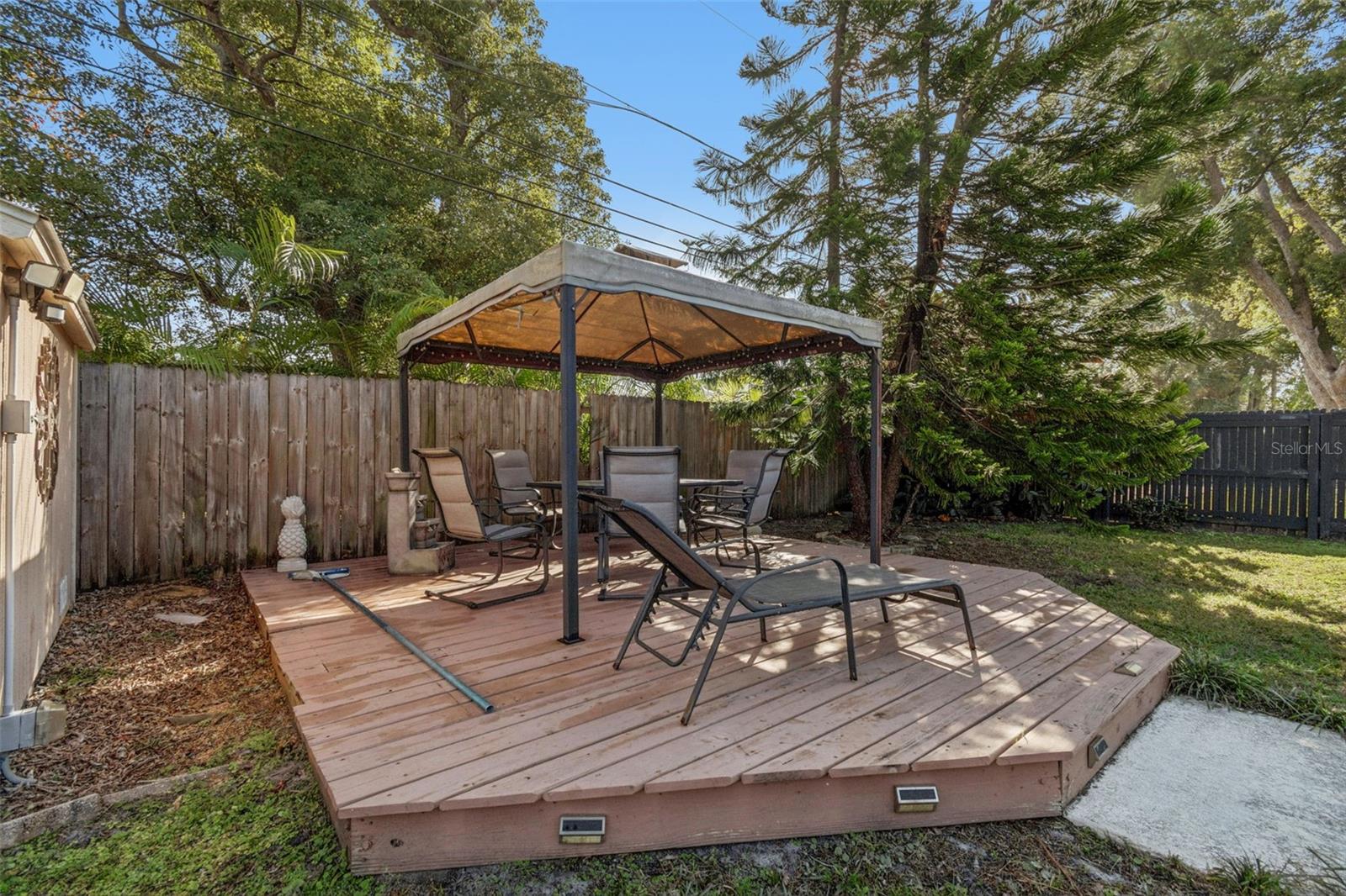 Image 41 of 50 For 614 12th Street Nw