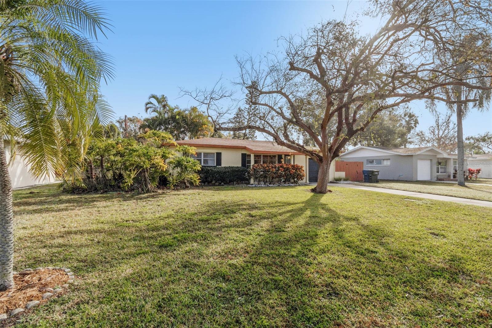 Image 5 of 50 For 614 12th Street Nw