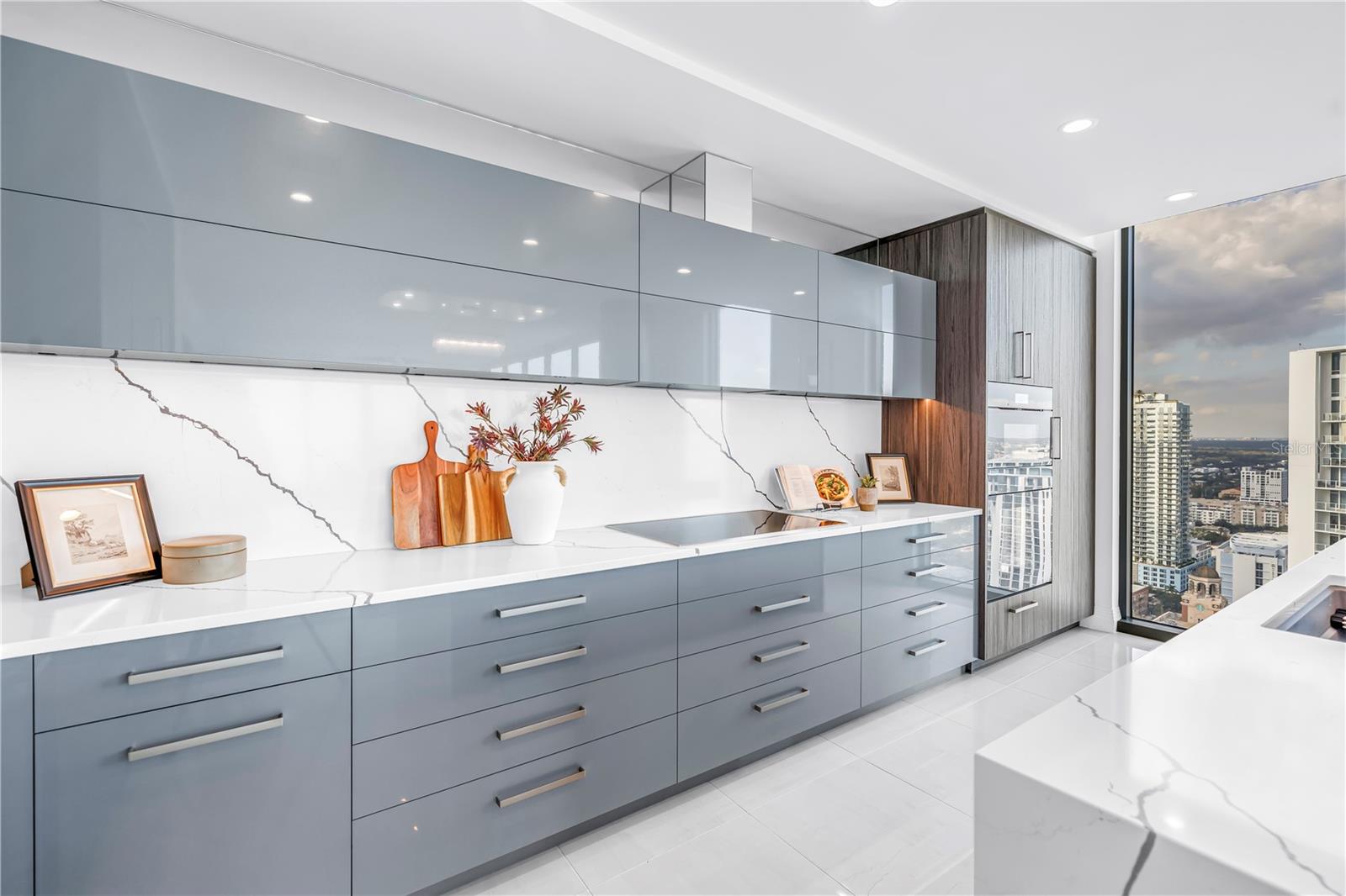 Image 17 of 56 For 301 1st Street S 3103