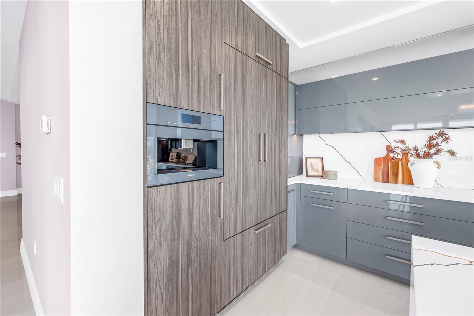 Image 19 of 56 For 301 1st Street S 3103