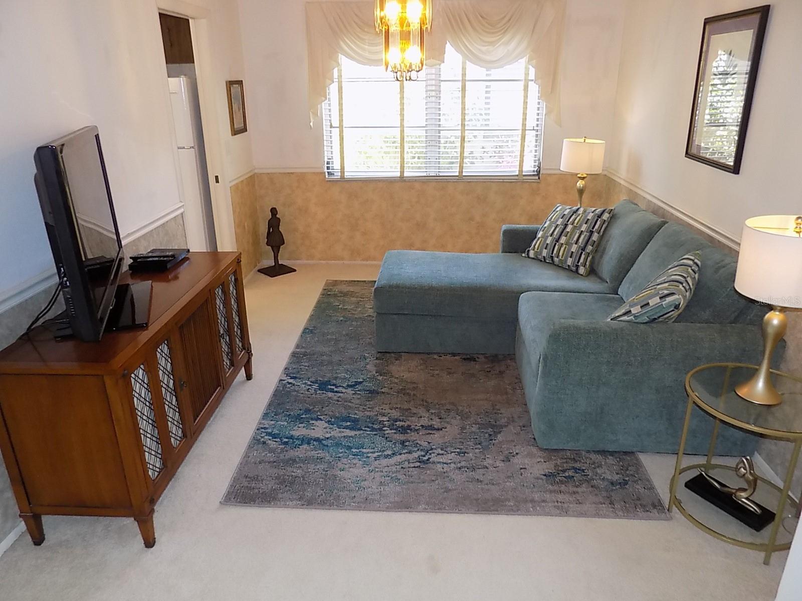 Image 9 of 24 For 2101 Sunset Point Road 1502