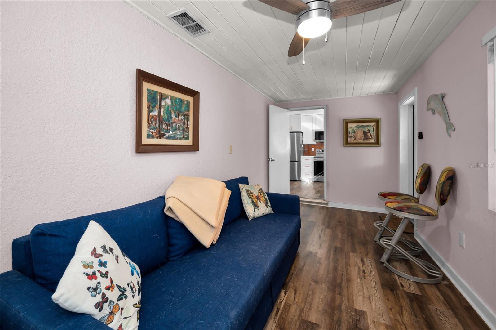 Image 28 of 74 For 245 Garden Circle S