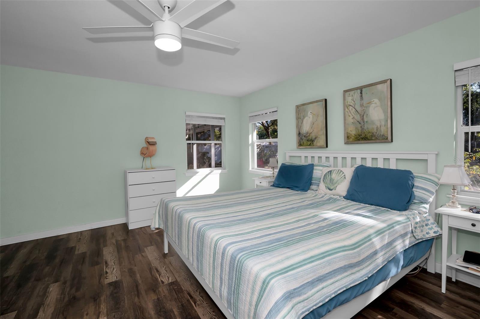 Image 34 of 74 For 245 Garden Circle S