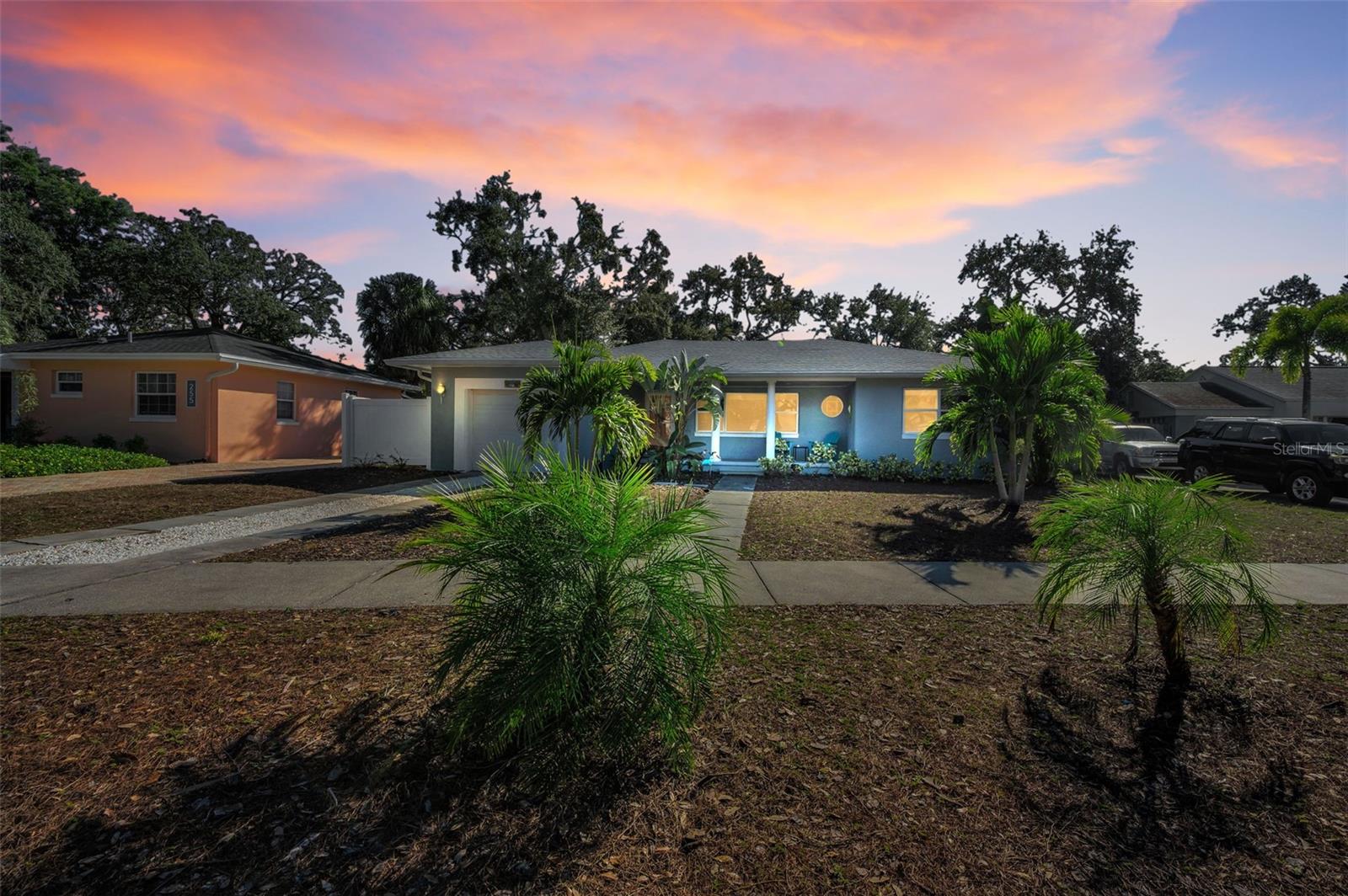 Image 4 of 74 For 245 Garden Circle S