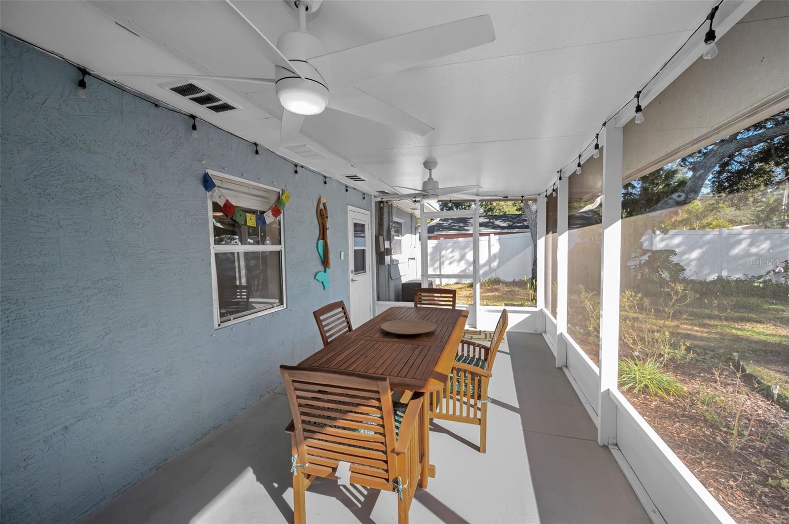 Image 44 of 74 For 245 Garden Circle S