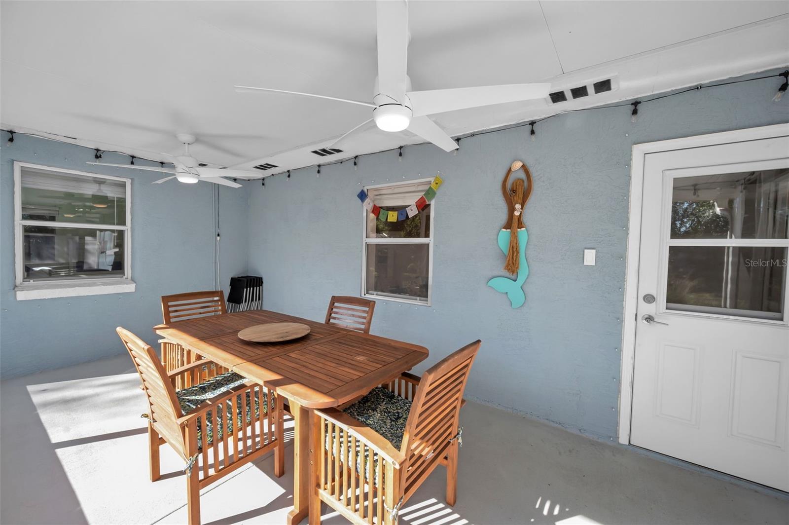 Image 45 of 74 For 245 Garden Circle S