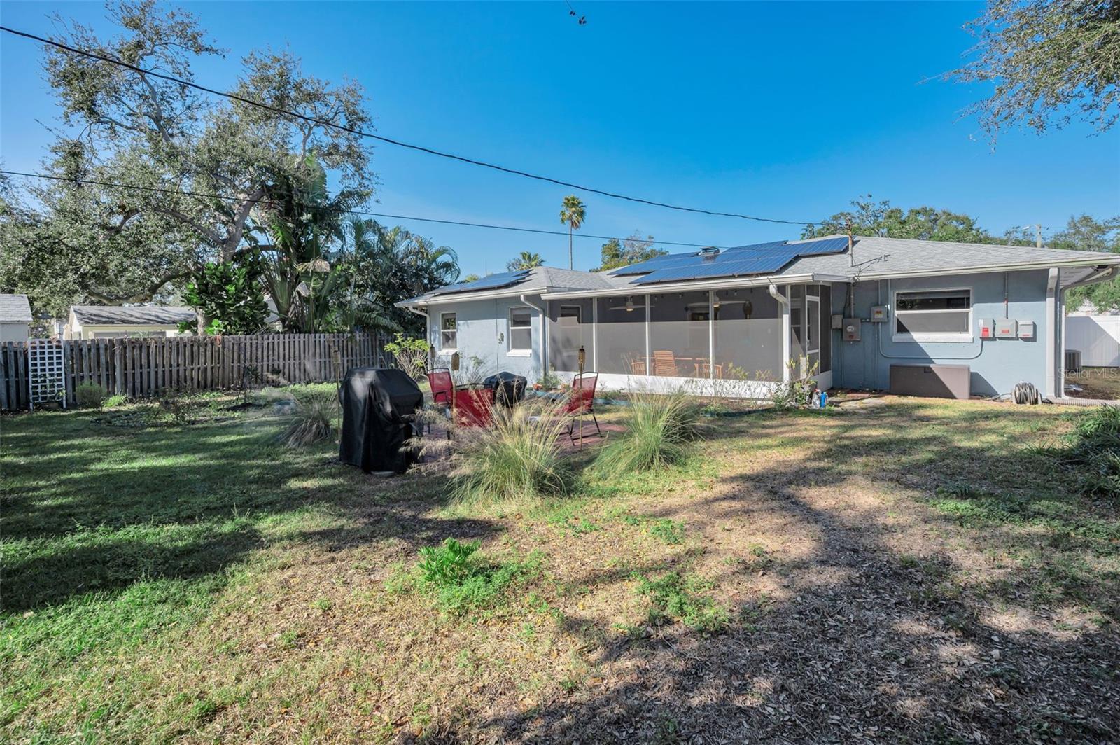 Image 48 of 74 For 245 Garden Circle S